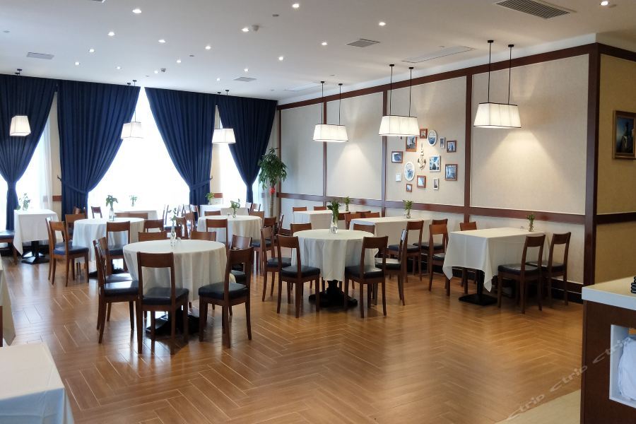 Linjiang International Cruise Hotel Baoyang Road Shanghai Extérieur photo